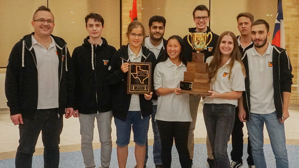 Making history: UTRGV Chess Team wins at super finals, women’s team makes debut - The Rider