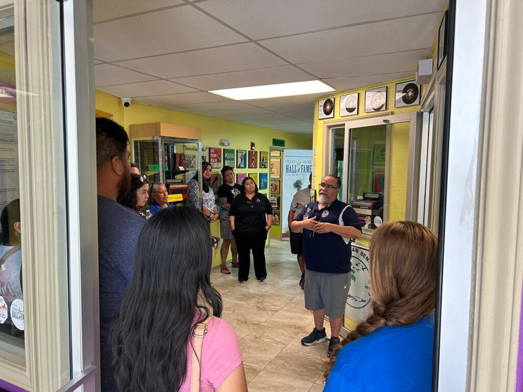 Peter Avila, vice president of the Texas Conjunto Music Hall of Fame and Museum in San Benito, talks to UTRGV students, parents and faculty about the museum’s operations. PHOTO COURTESY ANDRES AMADO