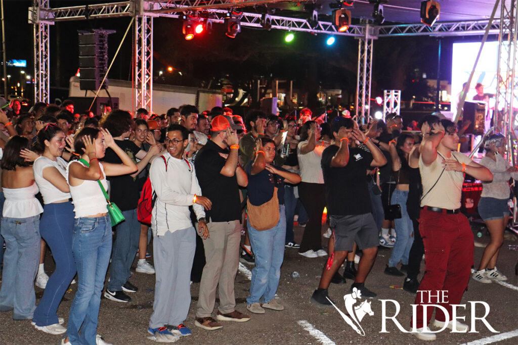 UTRGV students dance during The Stomp Thursday in Lot E-8 on the Edinburg campus. Angel Ballesteros/THE RIDER