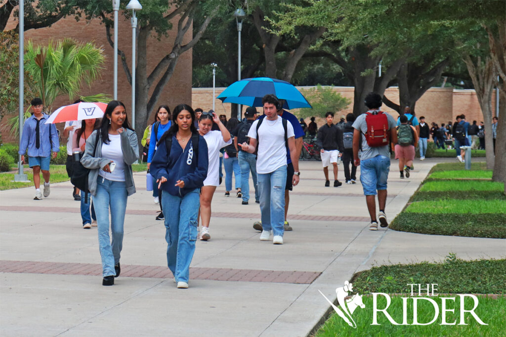 UTRGV students walk  in front of the Interdisciplinary Engineering and Academic Building Sept. 9 on the Edinburg campus.                                                                 
Angel Ballesteros/THE RIDER