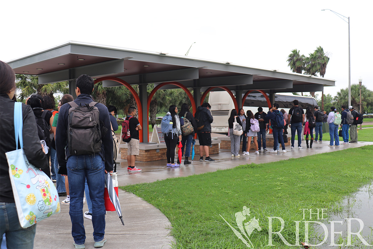 Students wait for the Edinburg/Harlingen shuttle on the Brownsville campus Sept. 10. Silvana Villarreal/THE RIDER